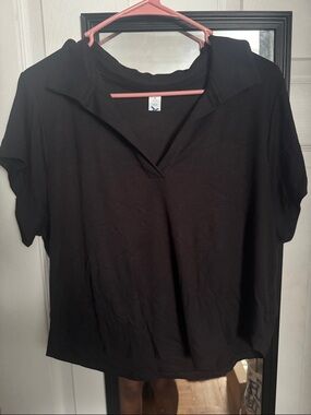 Old Navy Black Polo-Style Short Sleeve Top